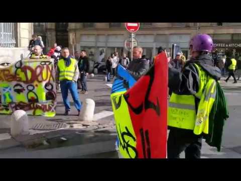 ACTE 21 – Les Gilets Jaunes à Montpellier… OEUFS POURRIS DEVANT LES CRS