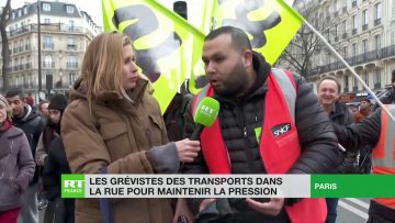 defile-de-grevistes-de-la-ratp-e