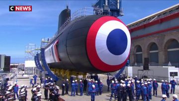 emmanuel-macron-inaugure-le-sous