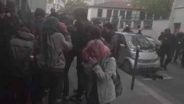 flash-back-quand-des-crs-gazent