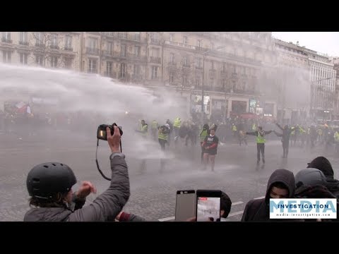 [Gilets jaunes ACTE 17] Résistance sur les Champs-Élysées, une douche et ça repart…