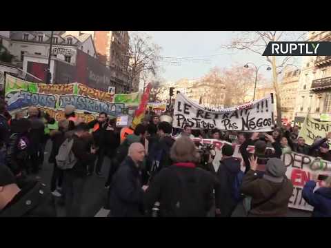 Paris : la grève contre la réforme des retraites se poursuit