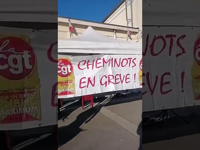 Piquet de grève des cheminots du RER B à Mitry claye