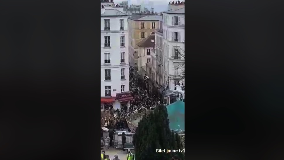 Acte 19 Paris arrivée massive de gilets jaunes…