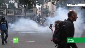 Manifestation contre le pass sanitaire : les forces de l’ordre font usage de gaz lacrymogène à Paris