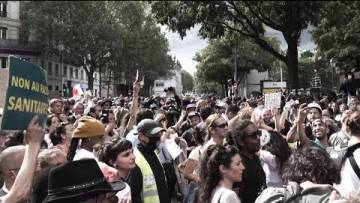 «Nos libertés trépassent, le peuple ne veut pas du pass !»